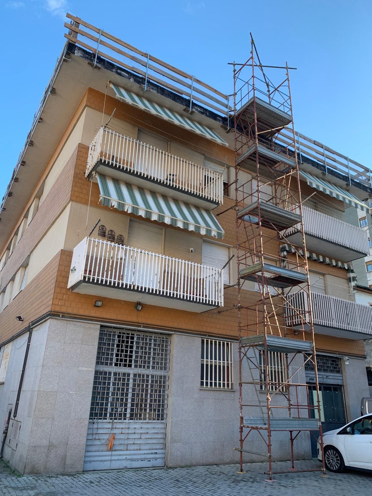 Installazione ponteggio per facciata – Basaluzzo e dintorni